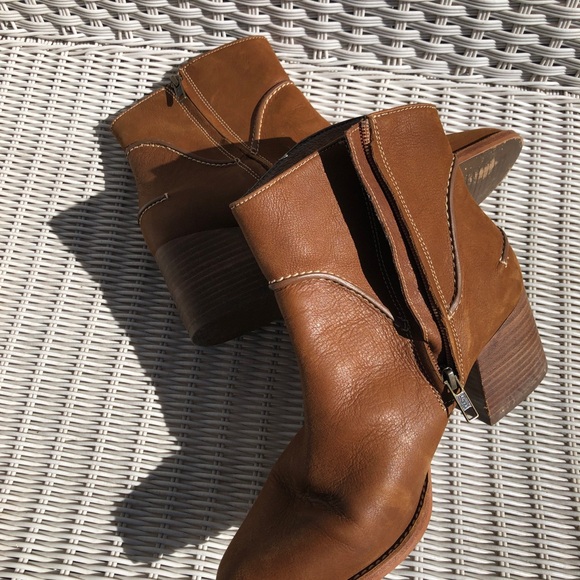 UGG Annie Leather Round Toe Stacked Heel Chestnut 1095061 - Picture 6 of 8